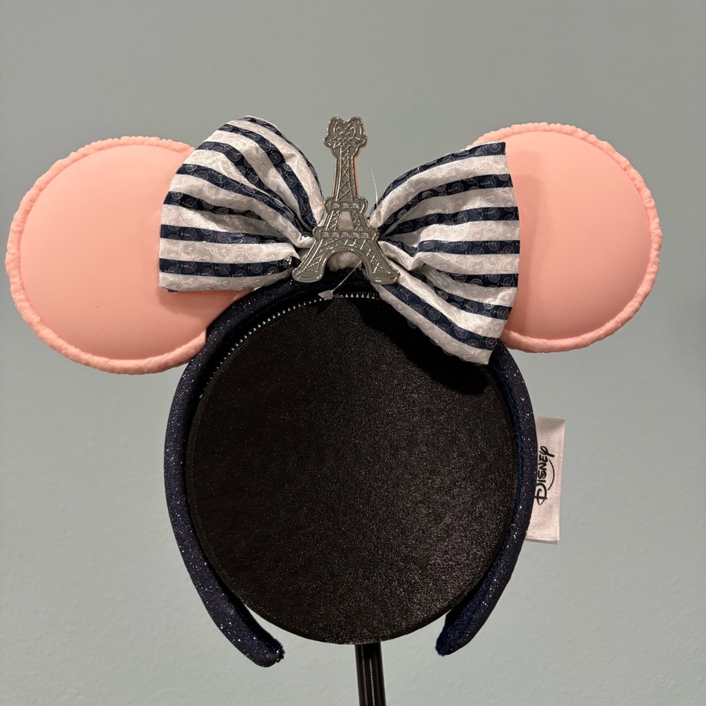 NWT Macaron Minnie Mickey Ears